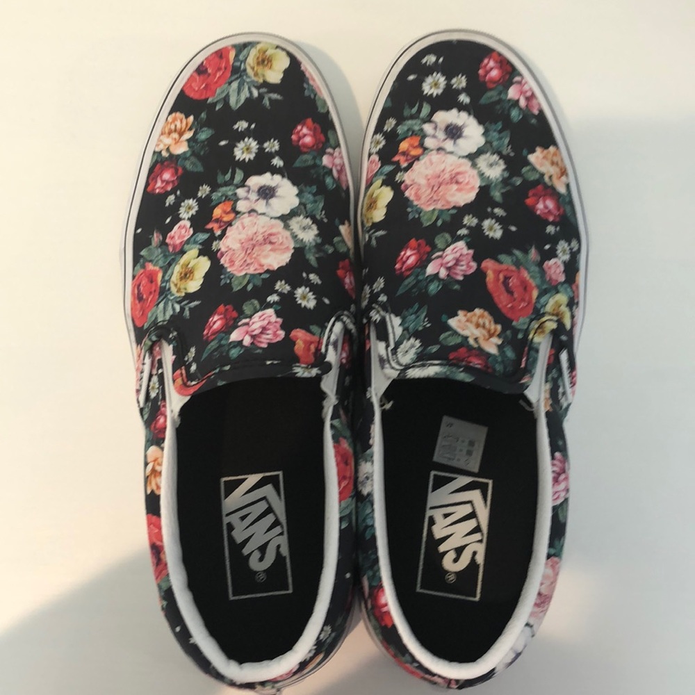 classic slip on (garden floral) vans